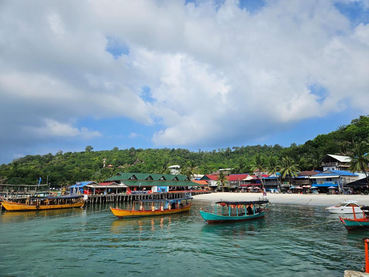 Lucky Leprechaun Hotel Kaoh Touch Bagian luar foto